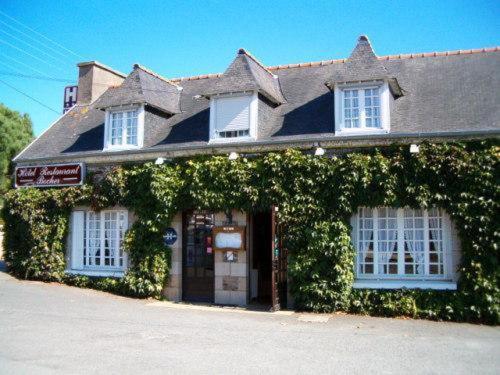 Hotel Restaurant Bocher - carbon neutral hotel in Ploubazlanec