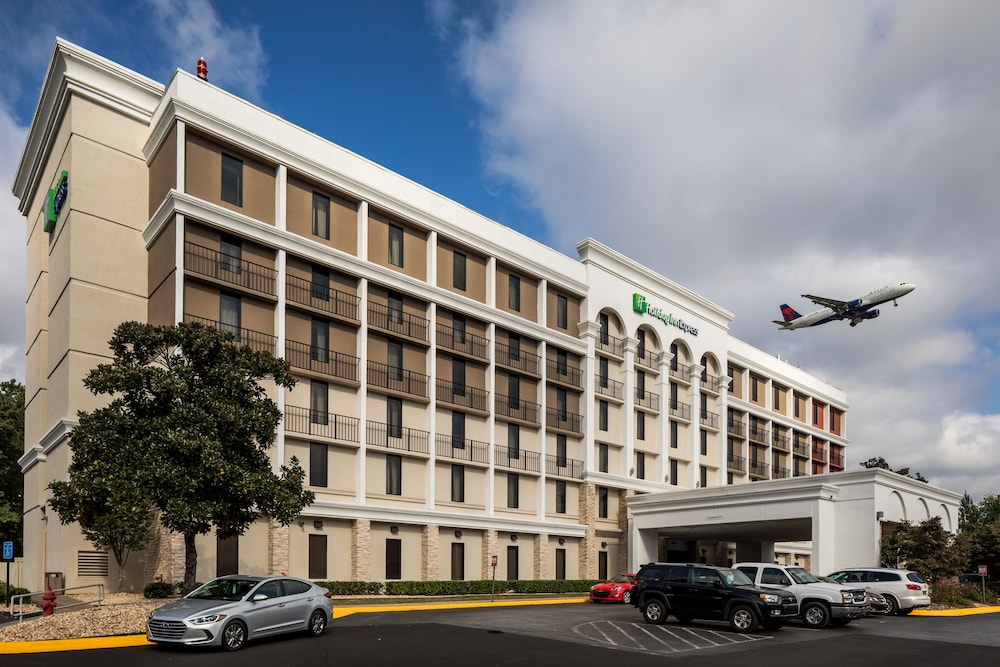 Holiday Inn Express Atlanta Airport College Park by IHG in College Park, United States