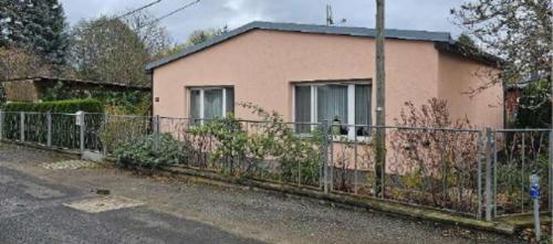 Kleine Idylle - carbon neutral hotel in Luckenwalde