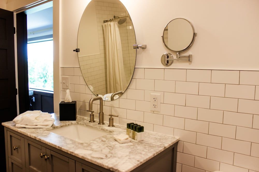 The Edgewood Inn - photo 7