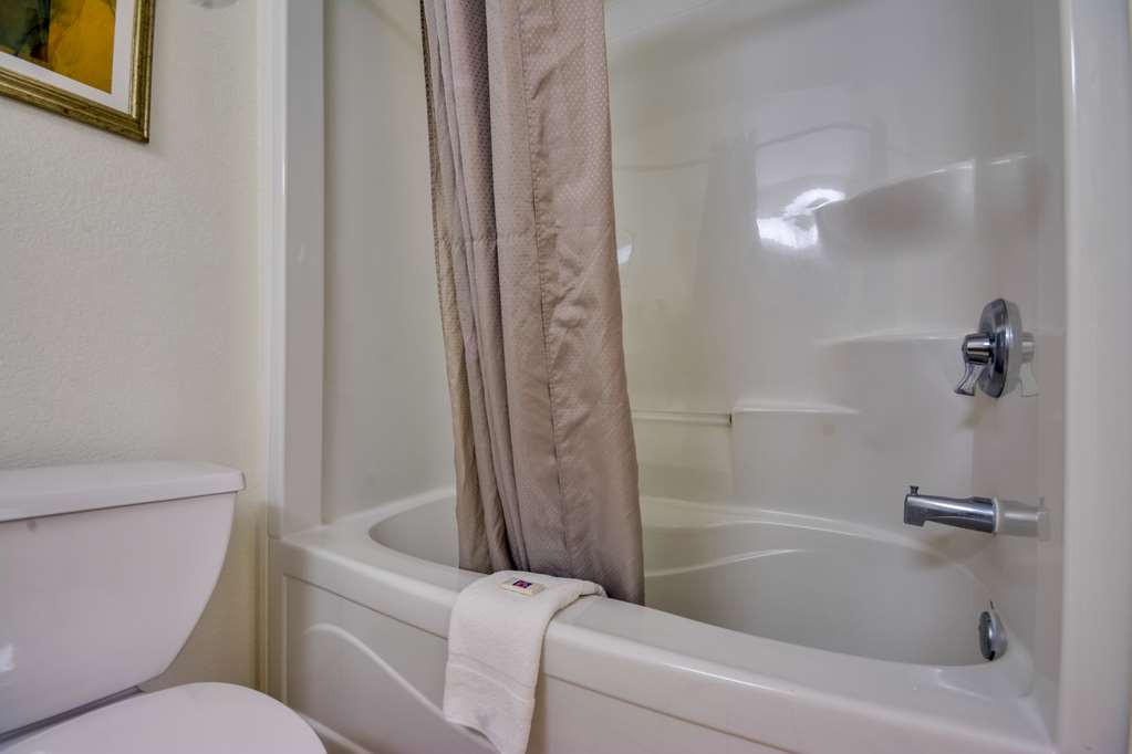 Motel 6 Biloxi MS Beach - photo 25