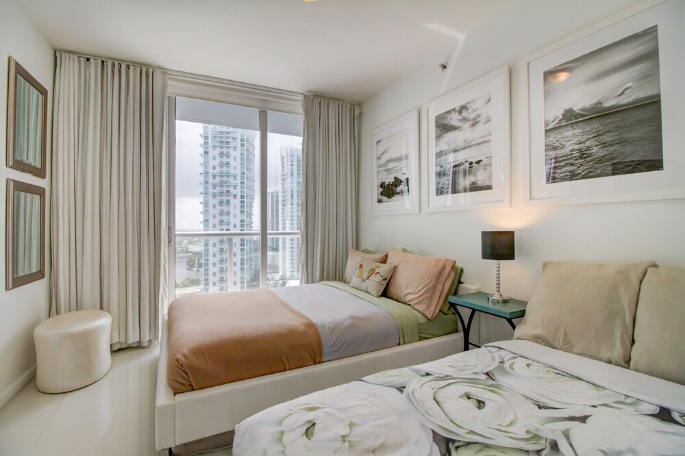Private Residences at ICON Twr3 by JOS17 - photo 13