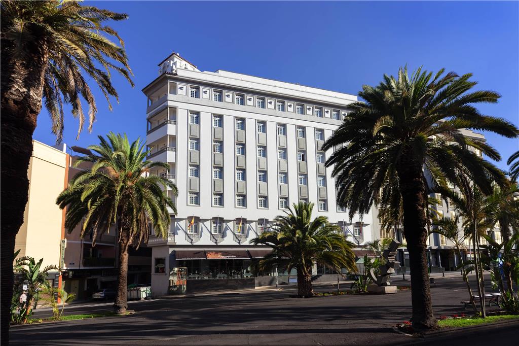 Barceló Santa Cruz Contemporáneo — 4-Star Luxury Hotel in Santa Cruz De Tenerife, Spain