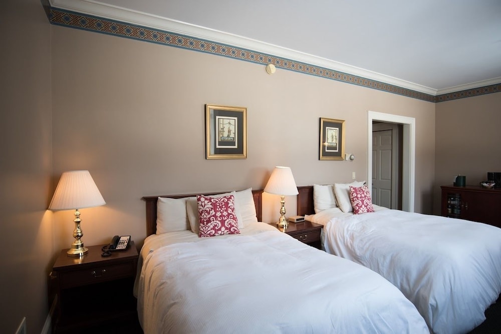 Bertram Inn at Glenmoor - photo 4