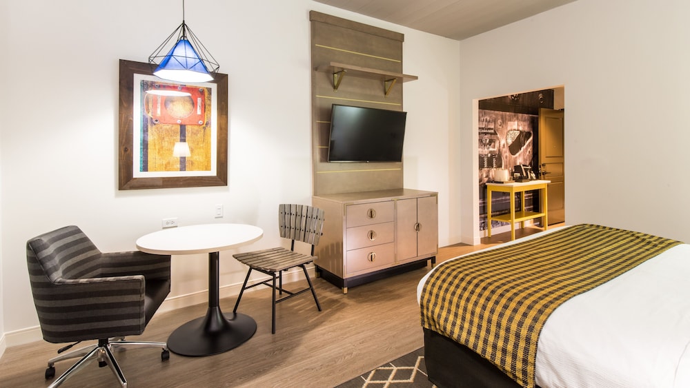 Hotel Indigo Hattiesburg by IHG - photo 19