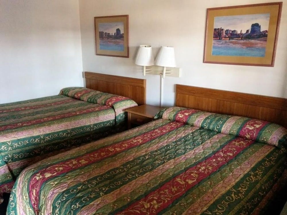 Economy Inn Safford - photo 2