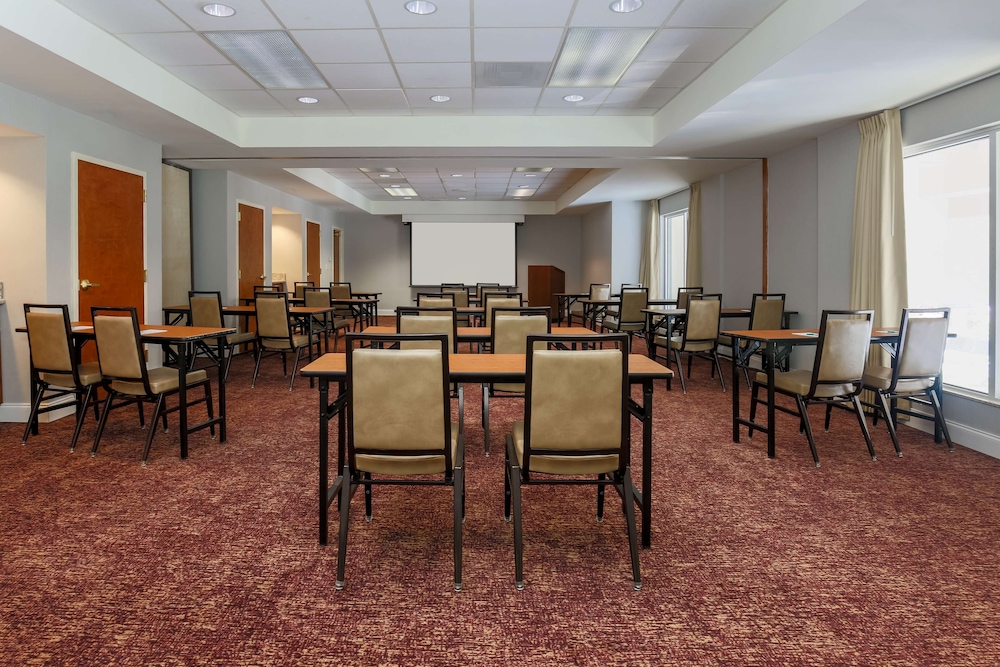 Homewood Suites by Hilton Ft. Worth North at Fossil Creek - photo 36