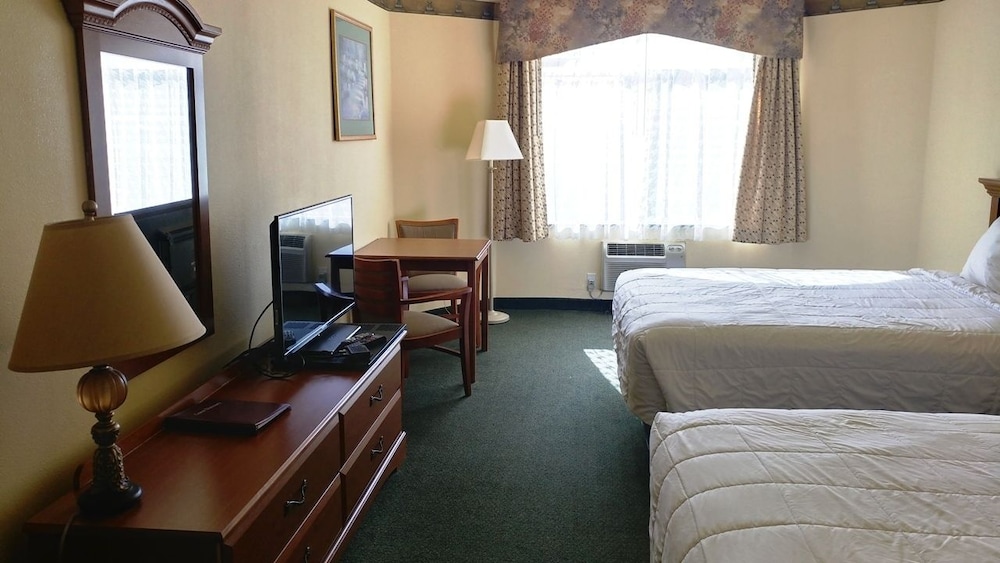 Palace Inn Suites Lincoln City - photo 6