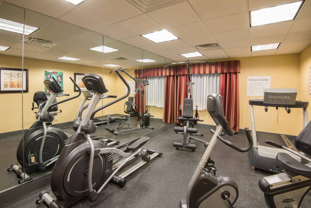 Holiday Inn Express & Suites Wauseon by IHG - photo 24