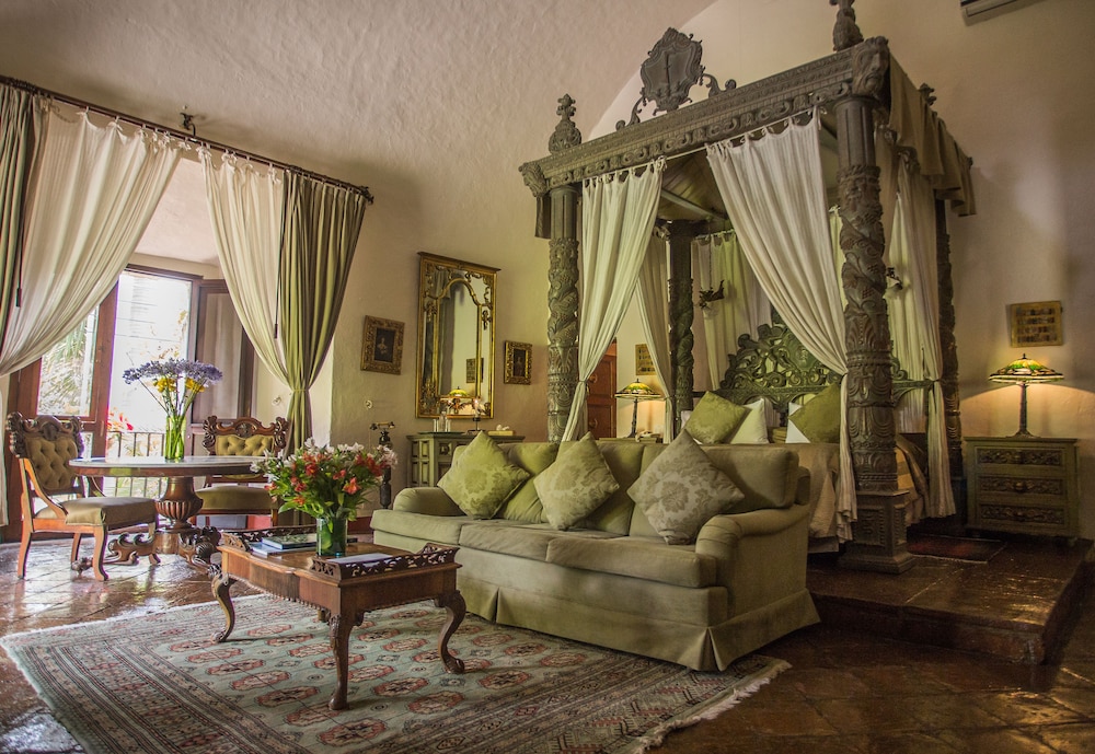 Hacienda San Gabriel de las Palmas Historical Hotel — 5-Star Luxury Hotel in Amacuzac, Mexico