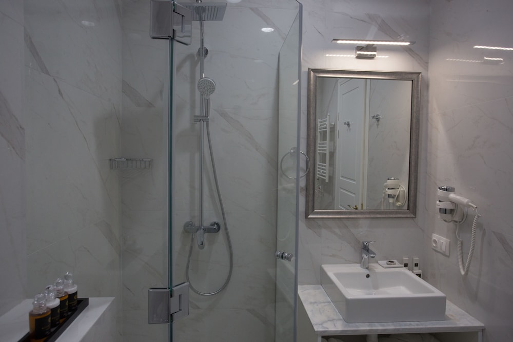 Lifferent Hotel & Spa
