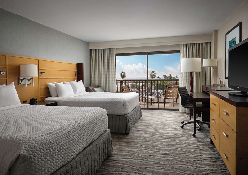 Sonesta Redondo Beach & Marina - photo 41