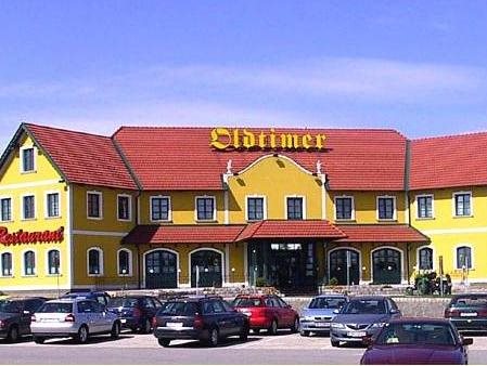 Autobahnrestaurant Motorhotel Oldtimer — Guntramsdorf