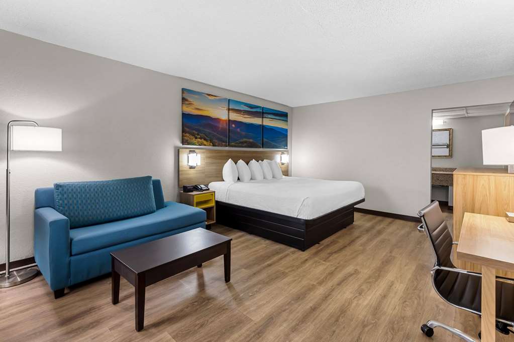 Days Inn by Wyndham Clayton - photo 30