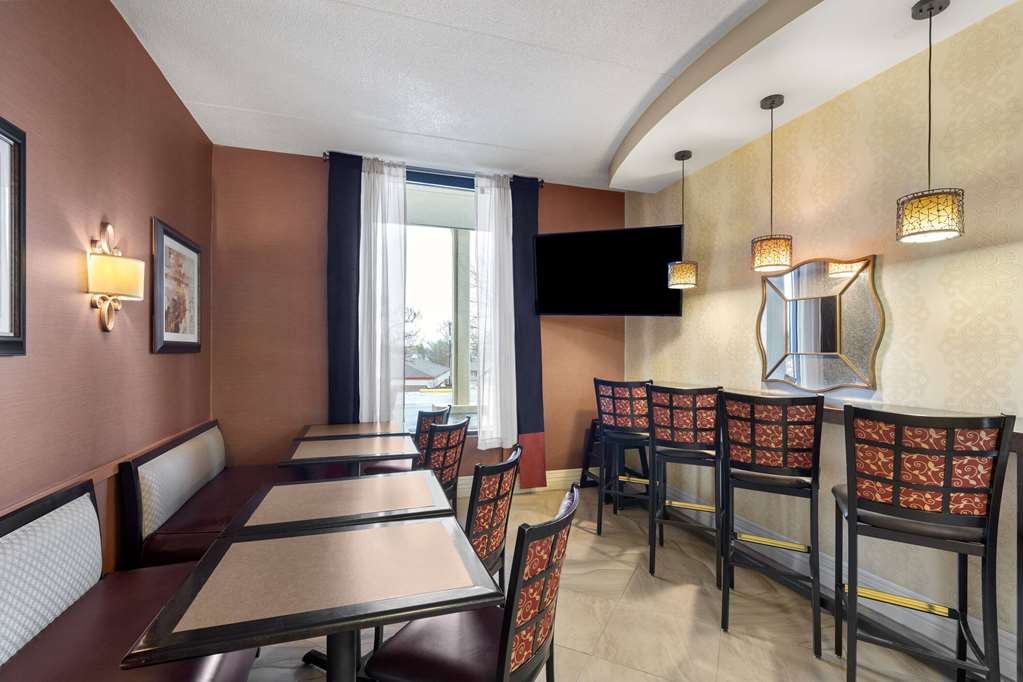 Days Inn by Wyndham Columbia Kentucky - photo 3