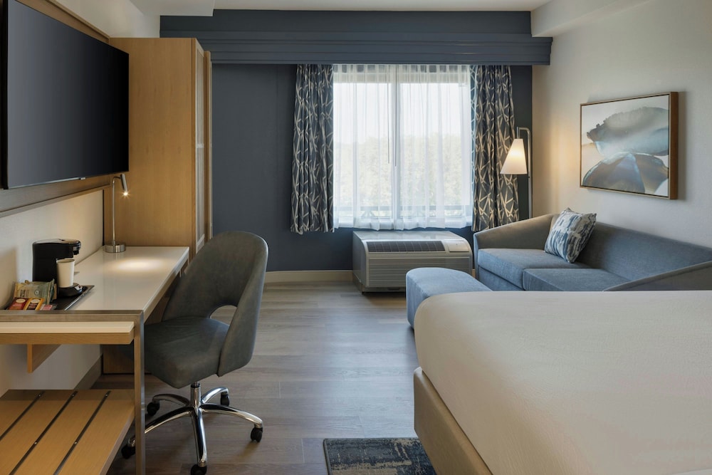 Courtyard by Marriott Sandestin Grand Boulevard - photo 18