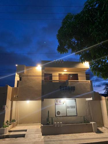 Alojamiento Bambuu in Riohacha, Colombia