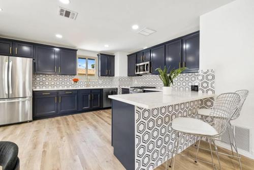 Acacia Retreat by Rather Be Properties in Palm Springs, United States