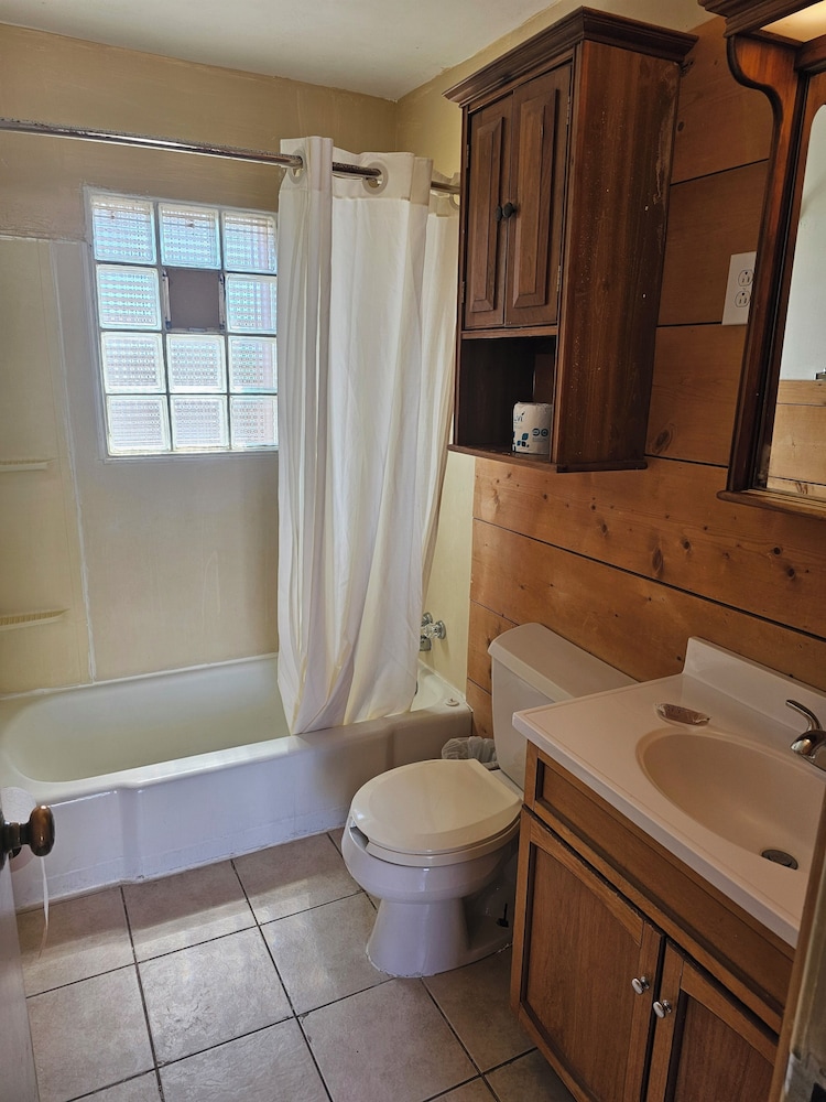 Two Rivers Inn - photo 18