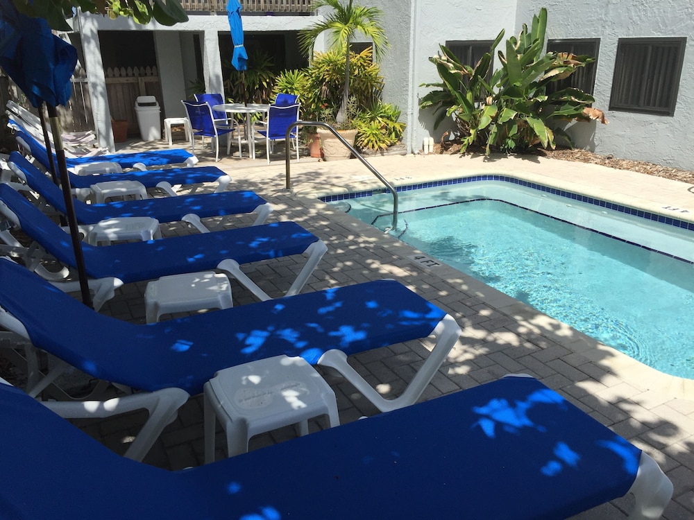 Sabal Palms Inn - photo 2
