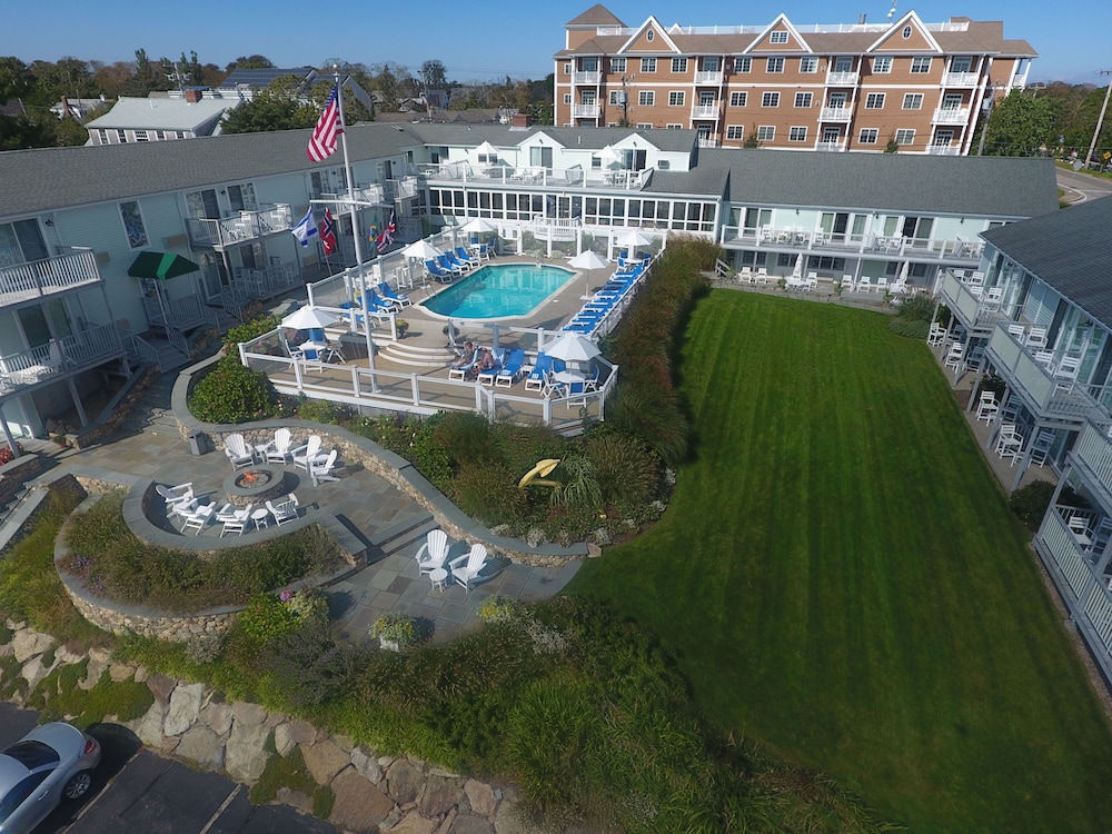 Anchor In Distinctive Waterfront Lodging - photo 49