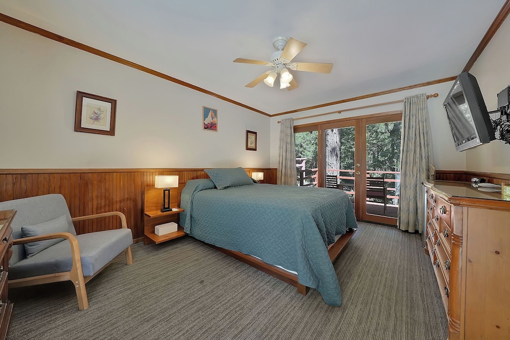 Narrow Gauge Inn - photo 18