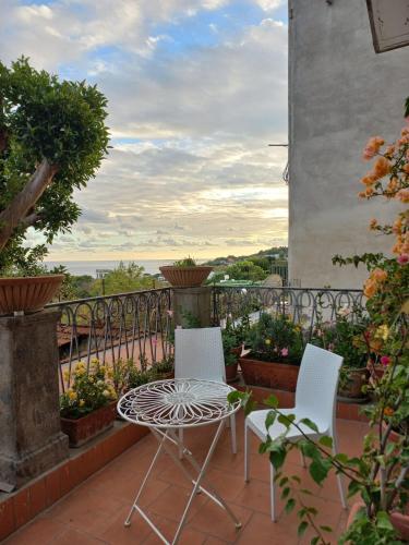 La Suite Del Giardino — 4-Star Luxury Hotel in Naples, Italy