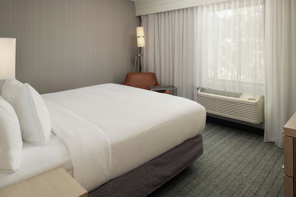 Courtyard by Marriott Vacaville - photo 13