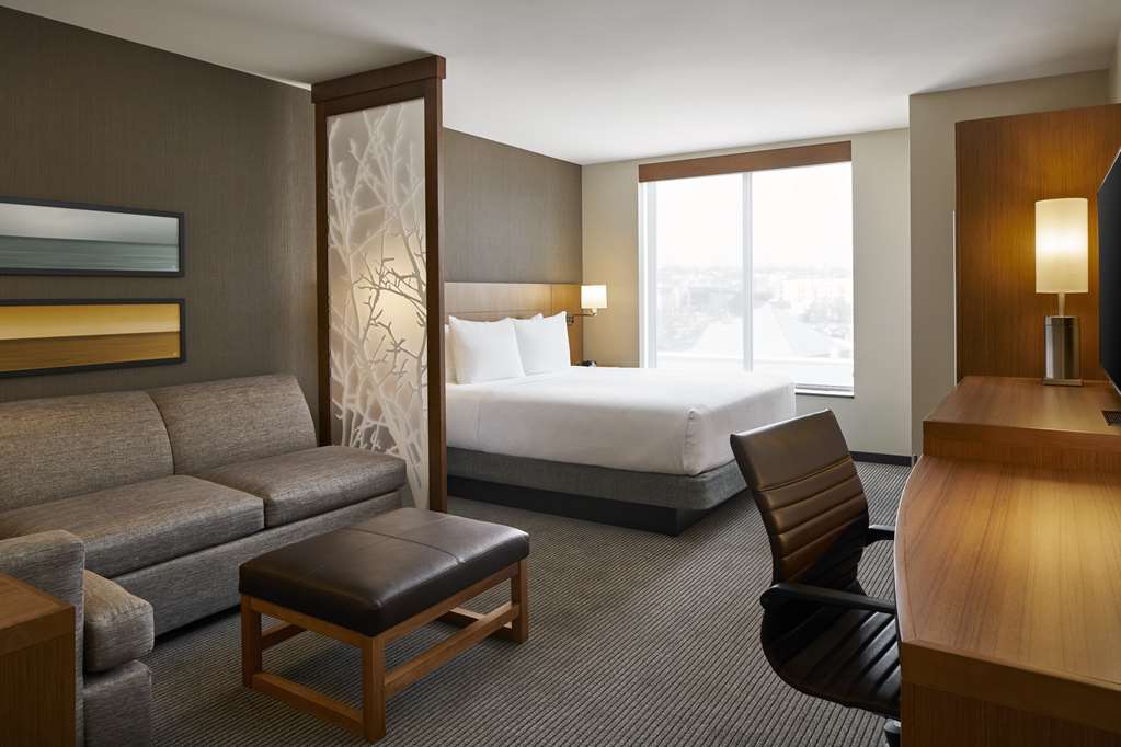 Hyatt Place Wilmington Riverfront - photo 12