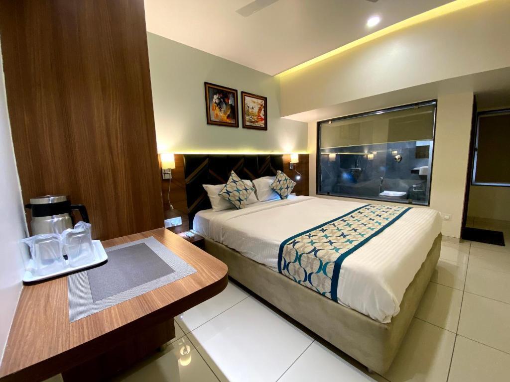 Hotel Unique By Apex — Vadodara — photo 2