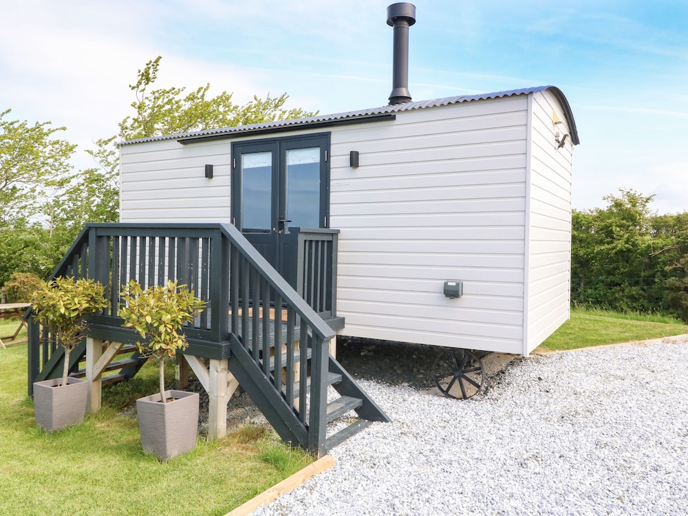 Cwt Y Rhos in Holyhead, United Kingdom