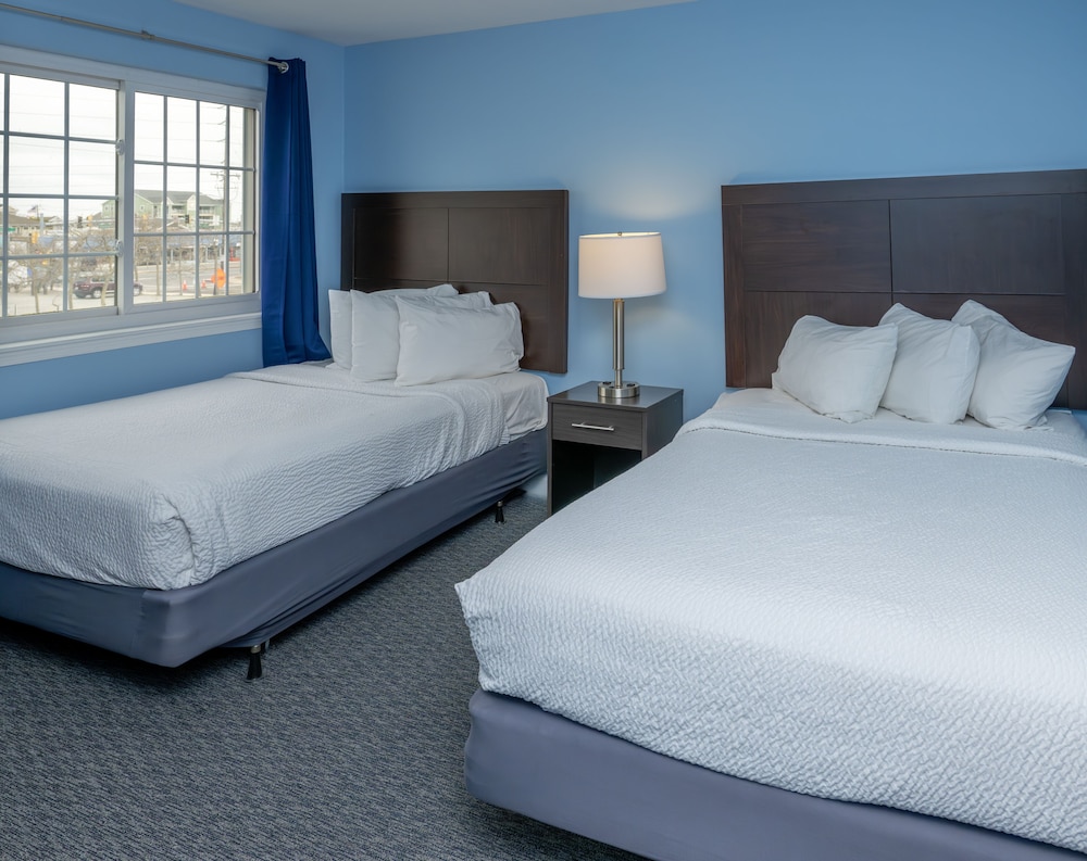Commander Beach House Hotel - photo 30
