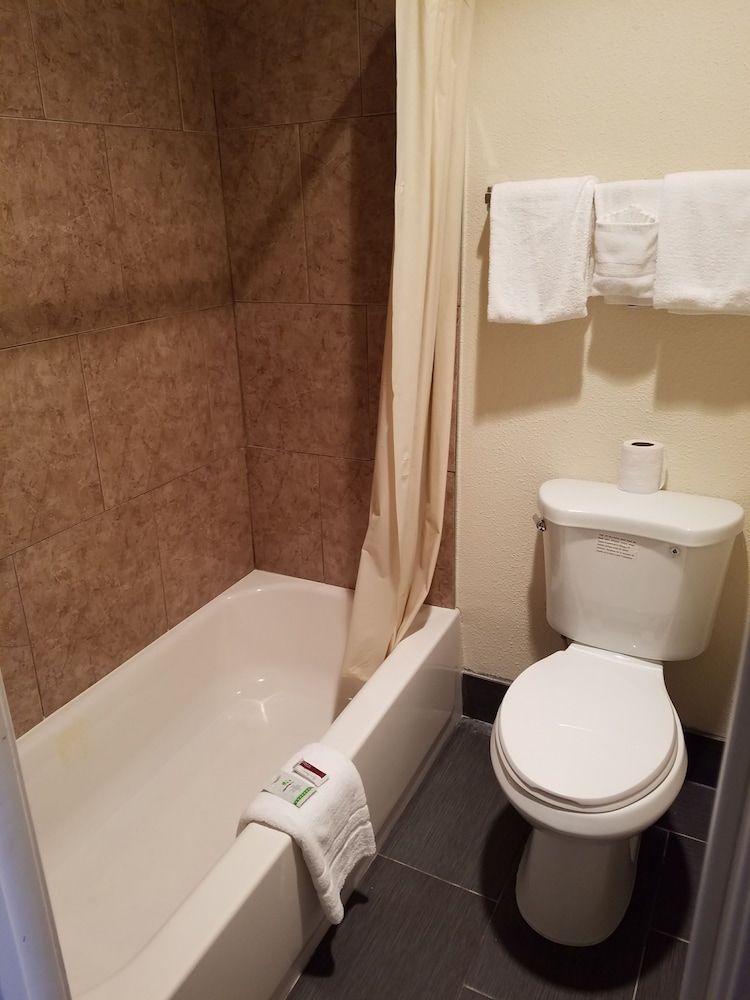 Sahara Inn - photo 14
