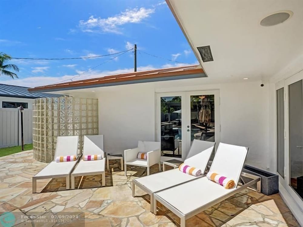 Lux Pool and Spa - photo 10