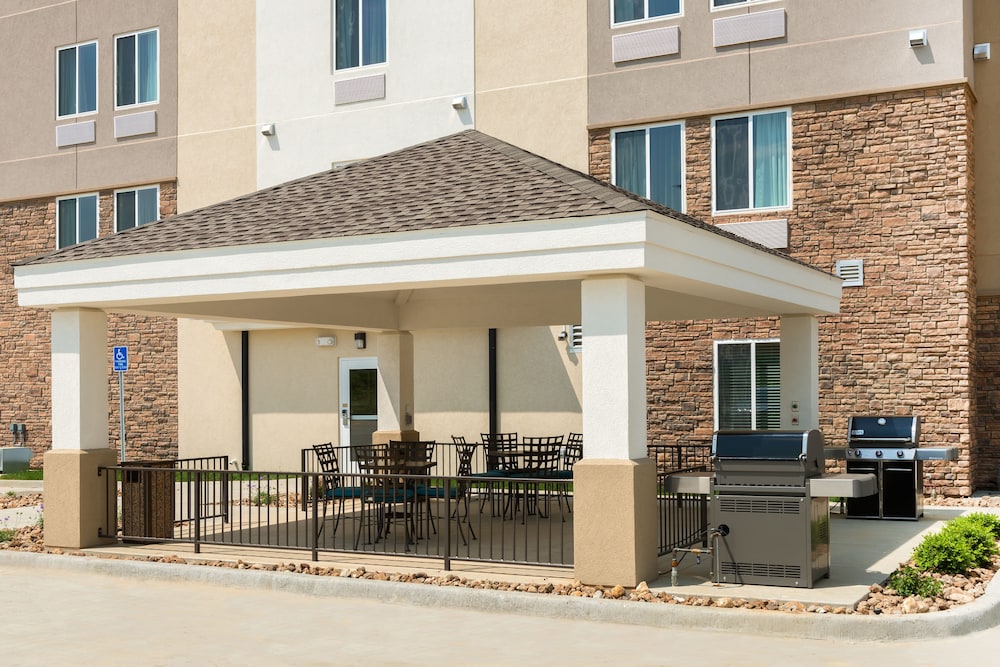 Candlewood Suites Columbia East by IHG - photo 32