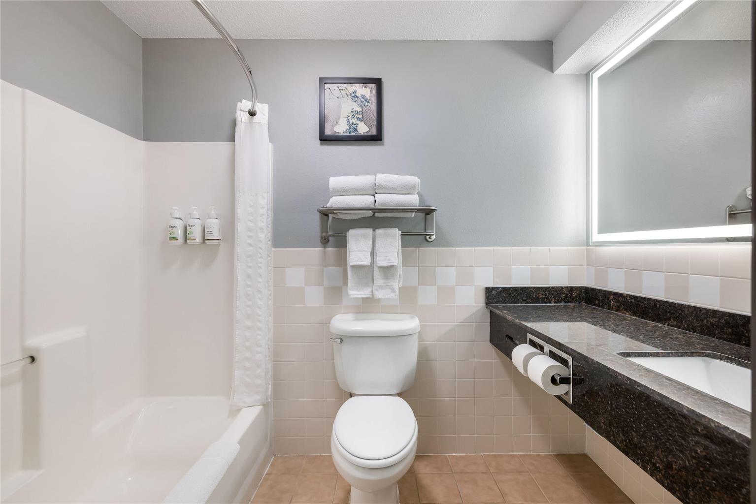 AmericInn by Wyndham Aberdeen Event Center - photo 20
