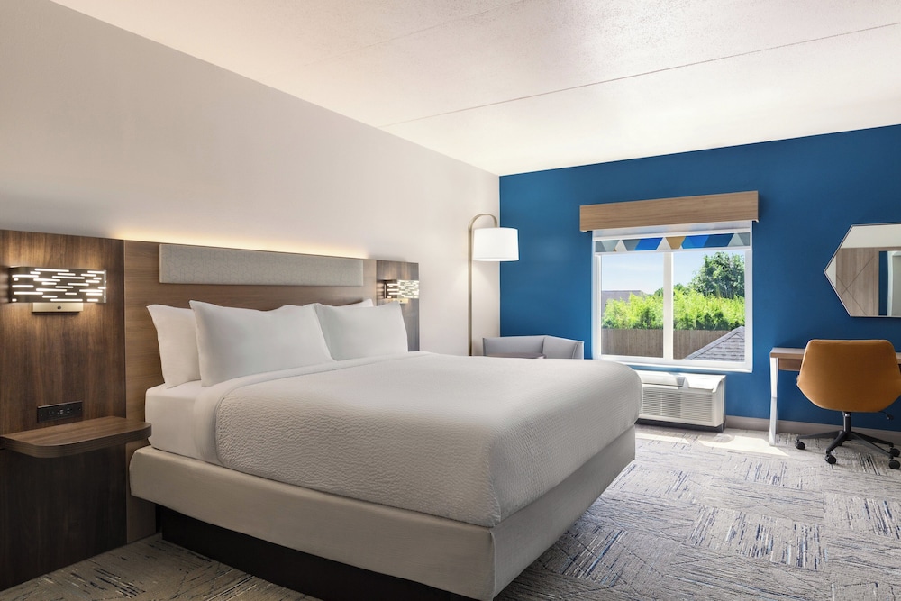 Holiday Inn Express and Suites Tuscaloosa University an IHG Hotel - photo 16