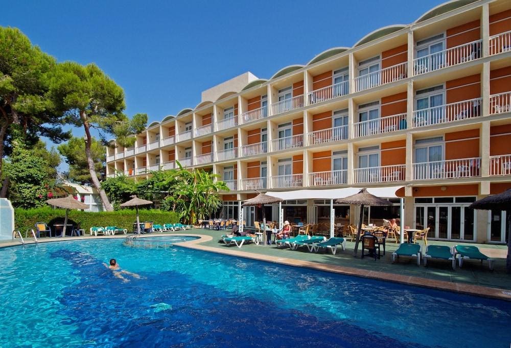 Aparthotel & Hotel Isla de Cabrera in Colonia De Sant Jordi, Spain