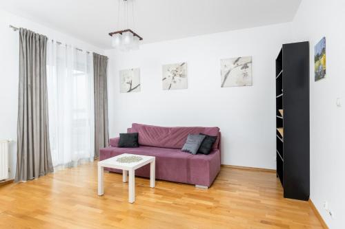Borkowska Comfort Apartment by BookingHost — 4-Star Luxury Hotel in Krakow, Poland