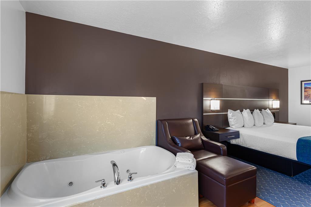 Best Western Duchesne Inn - photo 6