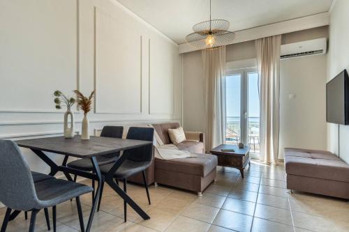 Eis Deluxe Apartment — 4-Star Luxury Hotel in Alexandroupoli, Greece