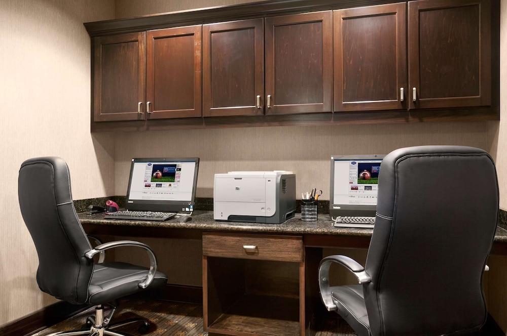 Hampton Inn & Suites Mansfield - photo 20