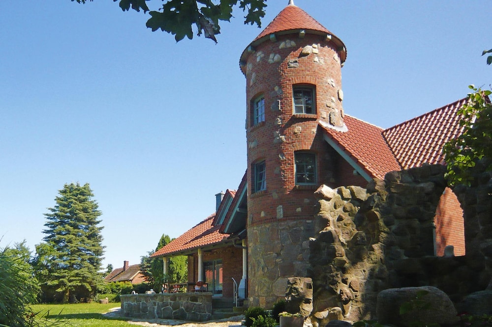 Ferienhaus Plau am See — 4-Star Luxury Hotel in Plau Am See, Germany