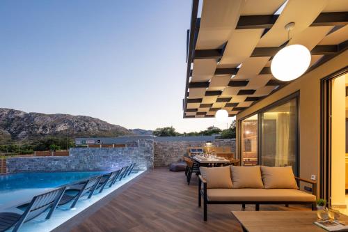 Bella Vista — 4-Star Luxury Hotel in None, Greece