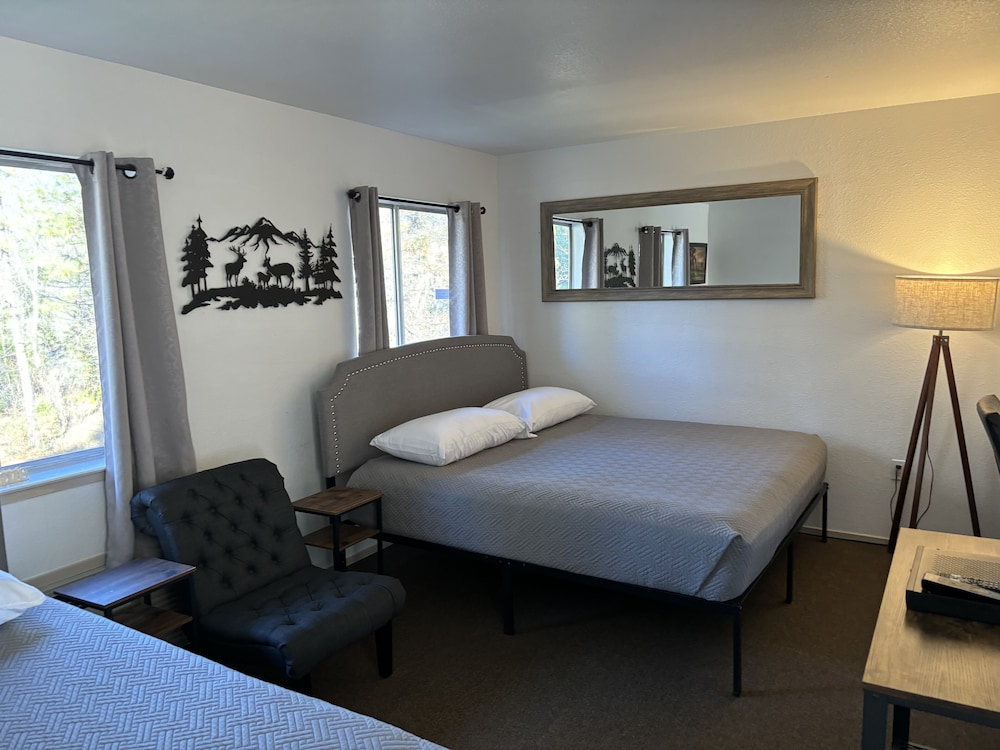 Brownsville Motel - photo 2