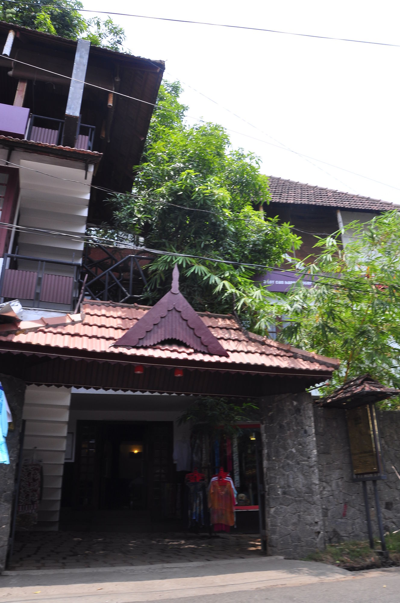 The Mango Tree Inn - carbon neutral hotel in Cochin