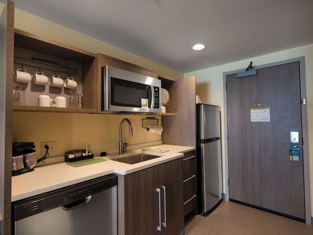 Home2 Suites by Hilton Joplin MO - photo 13