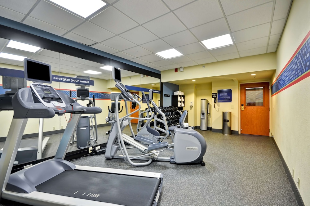 Hampton Inn Kansas City Overland Park - photo 37