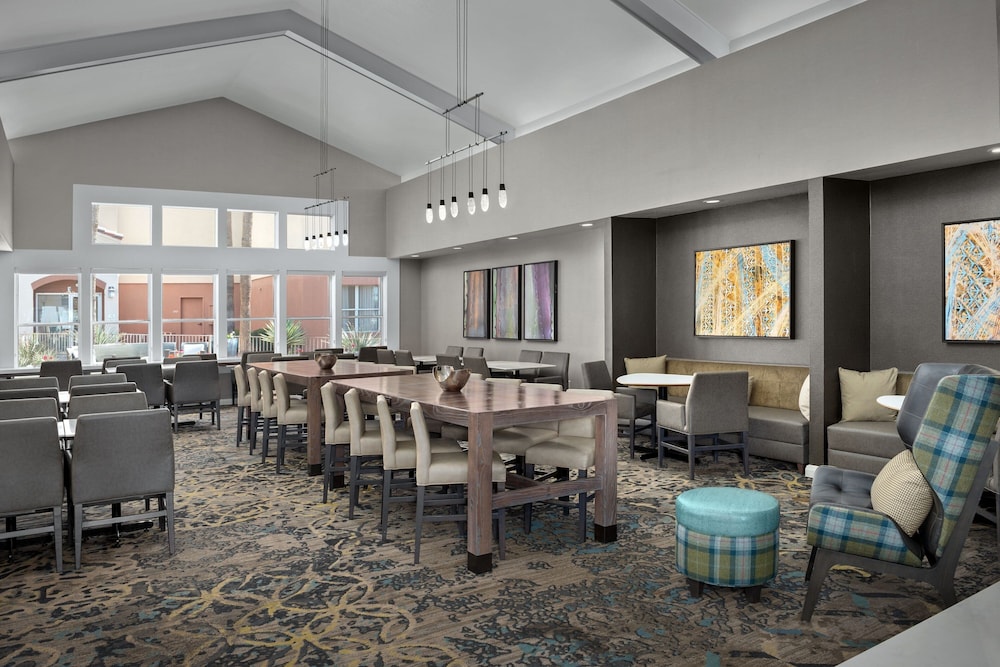 Residence Inn by Marriott Phoenix Airport - photo 41