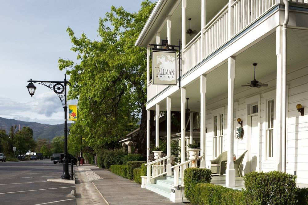 Tallman Hotel - photo 23